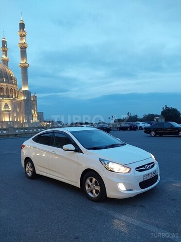 Hyundai Accent 2011, 202,000 km - 1.6 l - Bakı