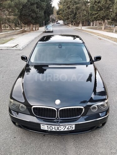 BMW 745 2004, 321,568 km - 4.4 l - Bakı