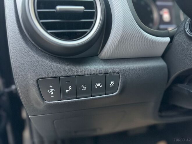 Hyundai Kona 2020, 26,000 km - 1.6 l - Bakı