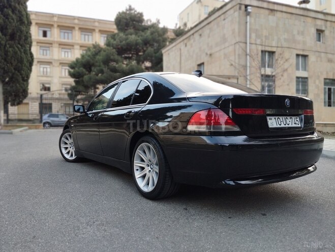 BMW 745 2004, 321,568 km - 4.4 l - Bakı
