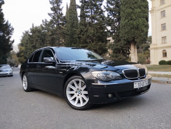 BMW 745 2004, 321,568 km - 4.4 l - Bakı