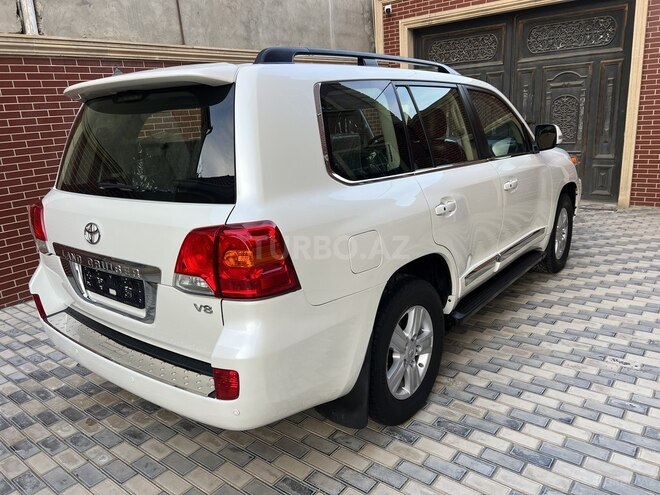 Toyota Land Cruiser 2015, 134,000 km - 4.6 л - Bakı