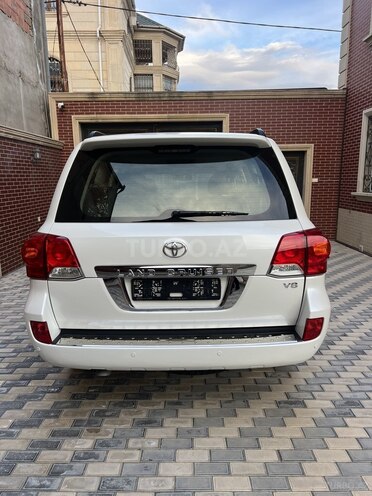 Toyota Land Cruiser 2015, 134,000 km - 4.6 л - Bakı