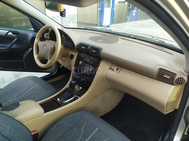 Mercedes C 240 2001, 250,000 km - 2.4 л - Bakı