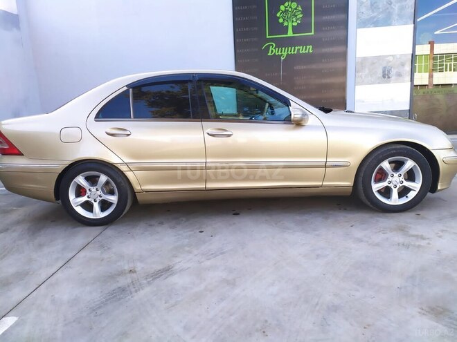 Mercedes C 240 2001, 250,000 km - 2.4 л - Bakı