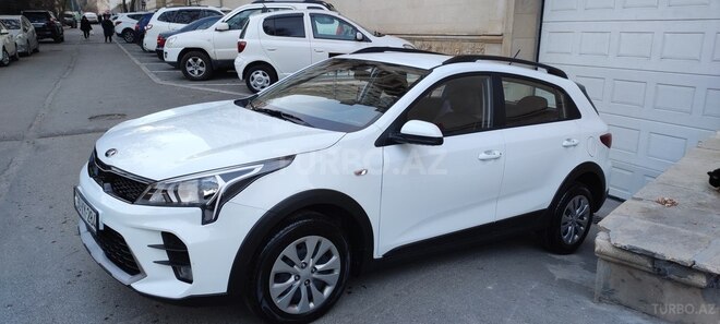 Kia Rio X-Line 2021, 27,615 km - 1.4 л - Bakı