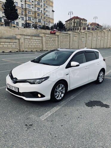 Toyota Auris 2017, 165,000 km - 1.8 л - Bakı