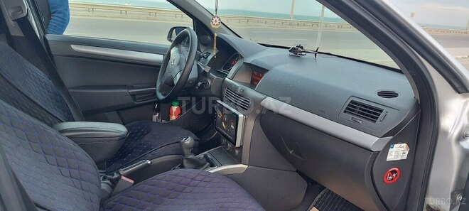 Opel Astra 2006, 315,000 km - 1.3 л - Bakı