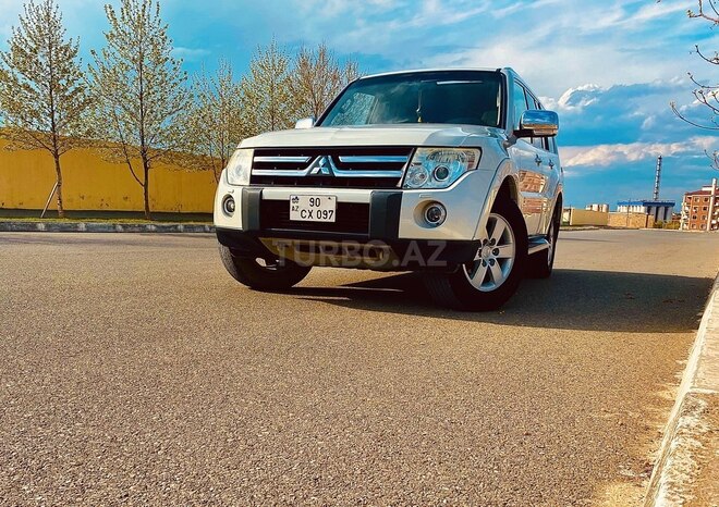 Mitsubishi Pajero 2008, 201,000 km - 3.0 l - Bakı