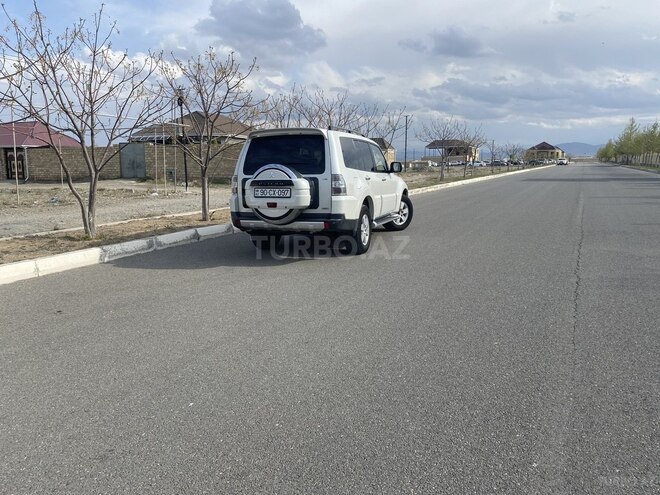 Mitsubishi Pajero 2008, 201,000 km - 3.0 l - Bakı
