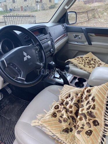 Mitsubishi Pajero 2008, 201,000 km - 3.0 l - Bakı
