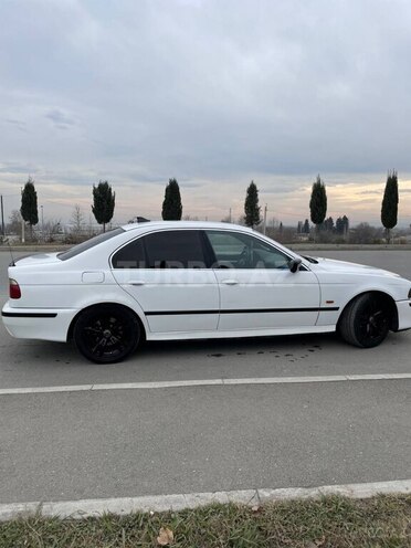 BMW 525 2000, 393,000 km - 2.5 л - Mingəçevir