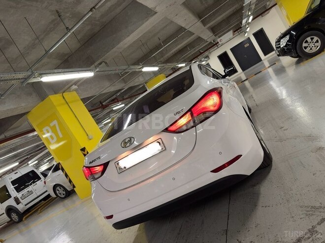 Hyundai Elantra 2014, 208,000 km - 1.6 л - Gəncə
