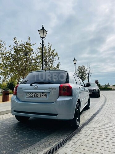 Toyota Corolla 2005, 300,000 km - 1.4 l - Bakı