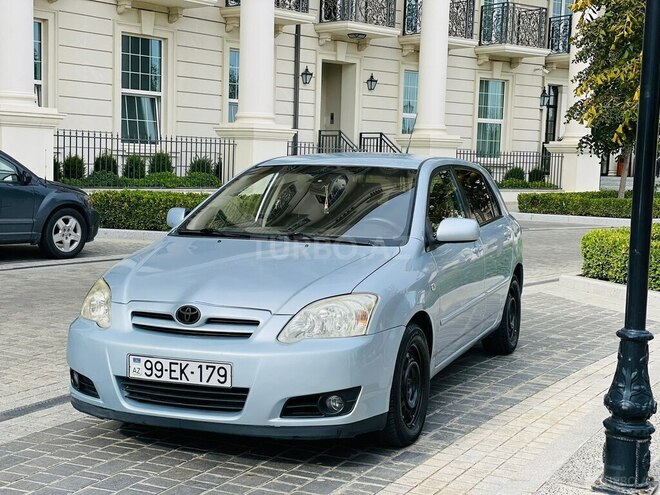 Toyota Corolla 2005, 300,000 km - 1.4 l - Bakı