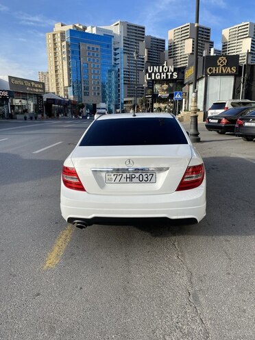 Mercedes C 250 2014, 220,000 km - 1.8 l - Bakı