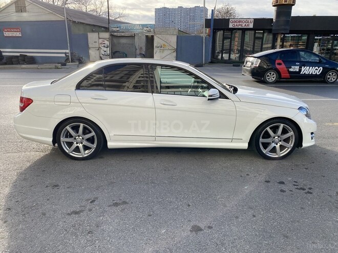 Mercedes C 250 2014, 220,000 km - 1.8 l - Bakı