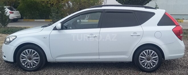 Kia Ceed 2010, 202,000 km - 1.6 л - Bakı