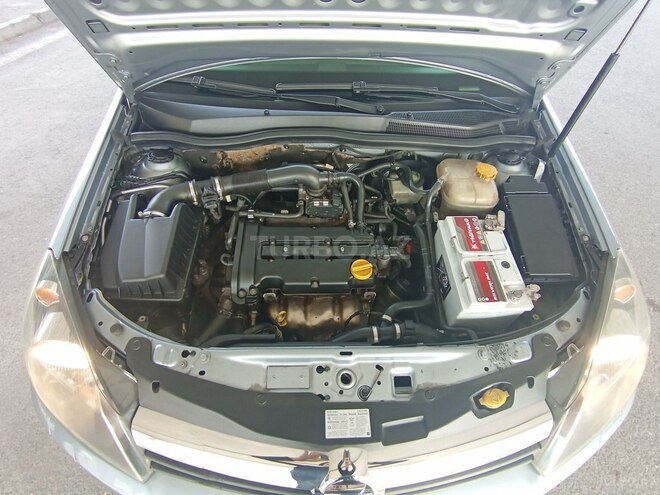 Opel Astra 2005, 260,000 km - 1.4 l - Bakı