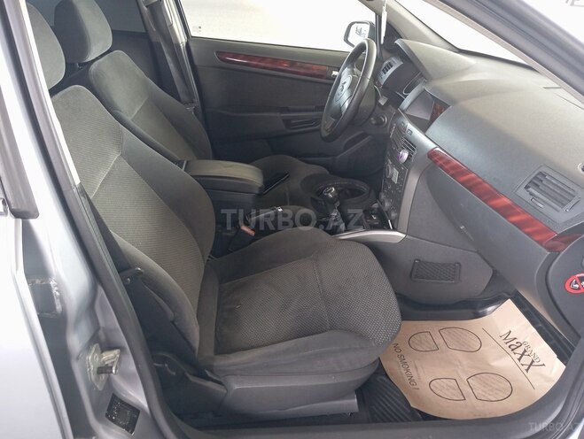 Opel Astra 2005, 260,000 km - 1.4 l - Bakı