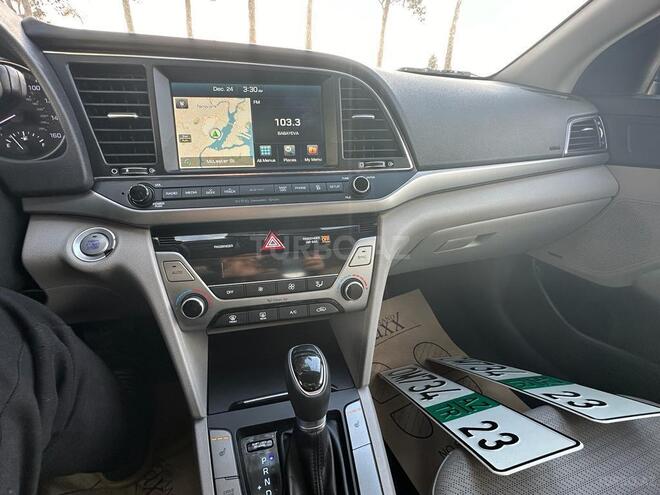 Hyundai Elantra 2016, 82,077 km - 2.0 l - Bakı