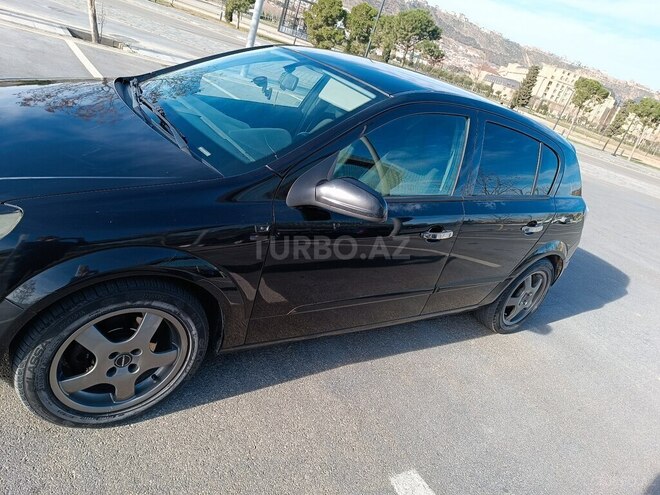 Opel Astra 2005, 380,000 km - 1.4 l - Bakı