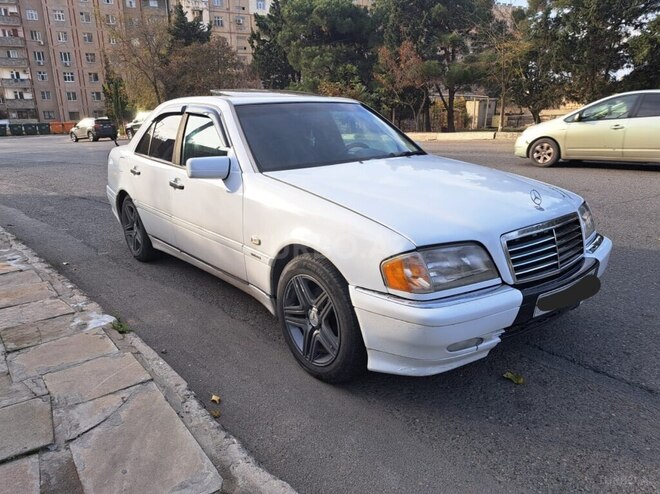 Mercedes C 200 1996, 297,460 km - 2.0 л - Bakı