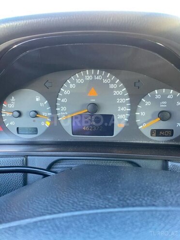 Mercedes E 240 2000, 426,000 km - 2.4 l - Bakı