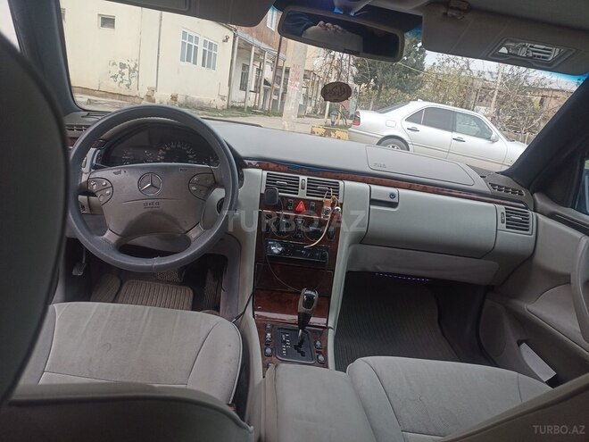Mercedes E 200 1997, 925,000 km - 2.0 l - Hacıqabul