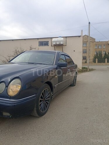 Mercedes E 200 1997, 925,000 km - 2.0 l - Hacıqabul