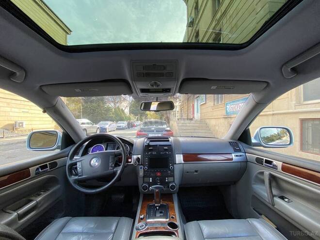 Volkswagen Touareg 2004, 231,000 km - 3.2 л - Bakı