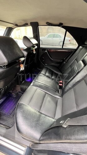 Mercedes C 220 2000, 570,000 km - 2.2 l - Biləsuvar