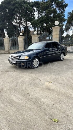 Mercedes C 220 2000, 570,000 km - 2.2 l - Biləsuvar