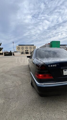 Mercedes C 220 2000, 570,000 km - 2.2 l - Biləsuvar