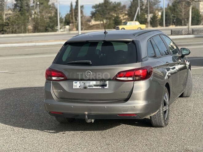 Opel Astra 2017, 110,000 km - 1.4 l - Bakı
