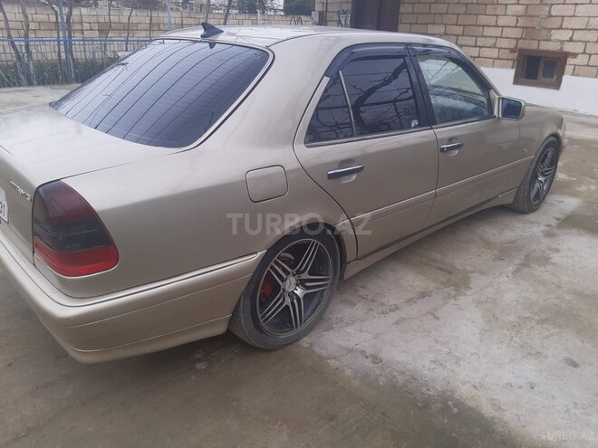 Mercedes C 230 1996, 411,000 km - 2.3 л - Salyan
