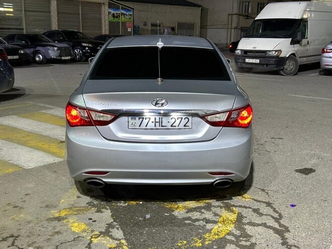 Hyundai Sonata 2011, 321,869 km - 2.0 л - Bakı