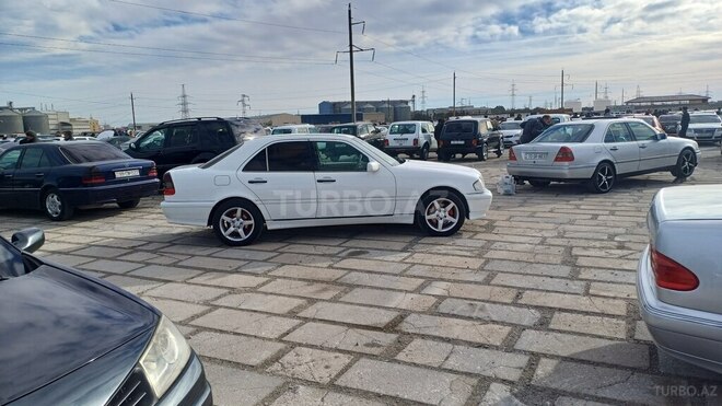 Mercedes C 230 1998, 345,000 km - 2.3 l - Bakı
