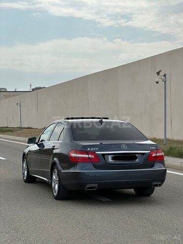 Mercedes E 220 2012, 235,000 km - 2.2 l - Bakı