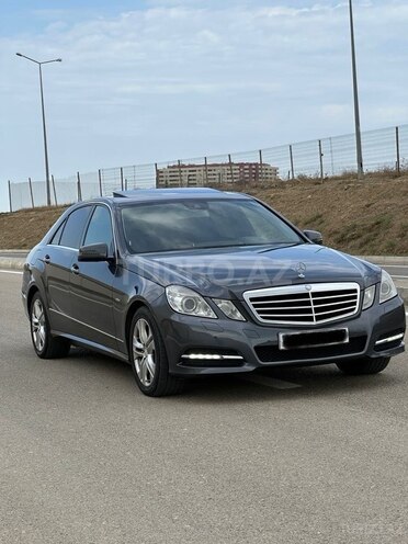 Mercedes E 220 2012, 235,000 km - 2.2 l - Bakı