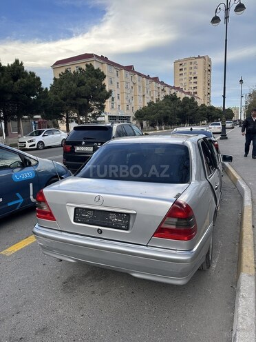 Mercedes C 180 1995, 224,000 km - 1.8 л - Sumqayıt
