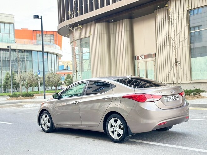 Hyundai Elantra 2013, 132,884 km - 1.8 l - Bakı