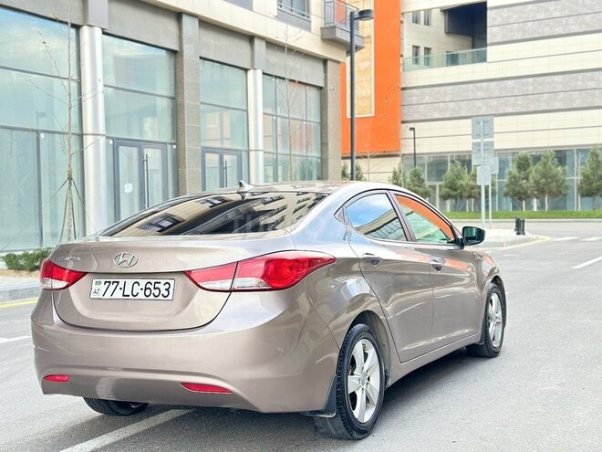 Hyundai Elantra 2013, 132,884 km - 1.8 l - Bakı