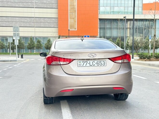 Hyundai Elantra 2013, 132,884 km - 1.8 l - Bakı