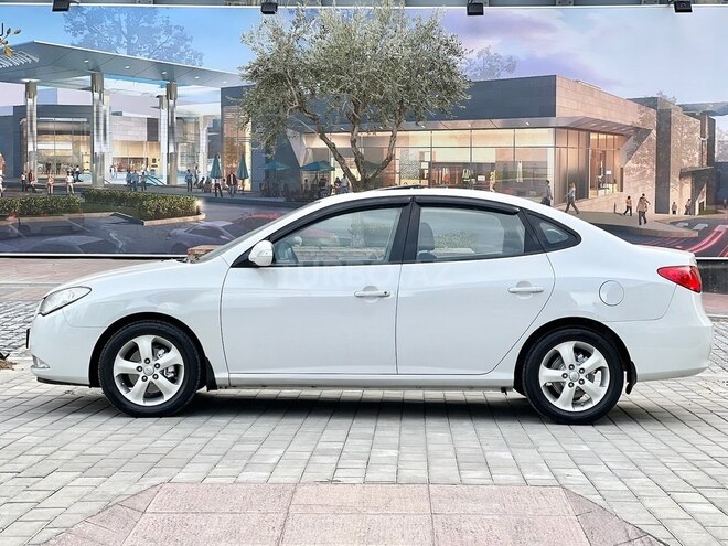 Hyundai Elantra 2010, 240,322 km - 2.0 l - Bakı
