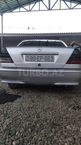 Mercedes C 220 1998, 139,900 km - 2.2 l - Bakı