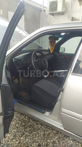 Mercedes C 220 1998, 139,900 km - 2.2 l - Bakı
