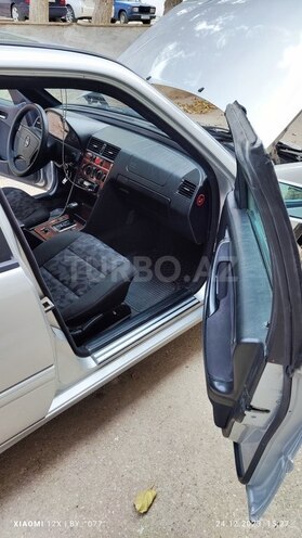 Mercedes C 220 1999, 545,000 km - 2.2 l - Bakı
