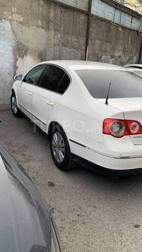 Volkswagen Passat 2009, 300,000 km - 1.8 l - Bakı