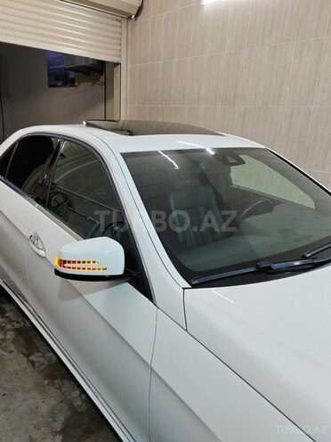 Mercedes E 220 2014, 180,000 km - 2.2 l - Bakı